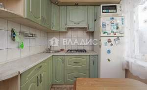 4-к квартира, вторичка, 63м2, 3/5 этаж
