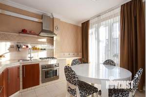 2-к квартира, вторичка, 100м2, 6/6 этаж