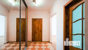 2-к квартира, вторичка, 70м2, 9/9 этаж