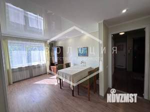 4-к квартира, вторичка, 63м2, 5/5 этаж