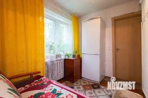 4-к квартира, вторичка, 62м2, 1/9 этаж