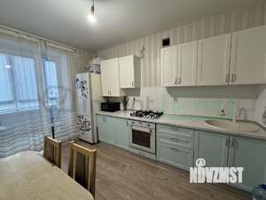 2-к квартира, вторичка, 62м2, 1/9 этаж