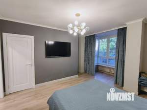 2-к квартира, вторичка, 62м2, 1/5 этаж