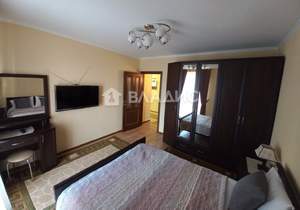 3-к квартира, вторичка, 104м2, 10/10 этаж