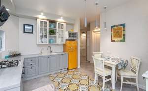 2-к квартира, вторичка, 58м2, 1/4 этаж