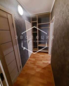 2-к квартира, вторичка, 51м2, 1/9 этаж