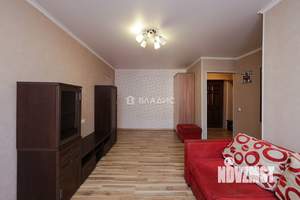 2-к квартира, вторичка, 42м2, 3/4 этаж