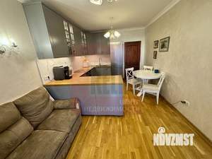 2-к квартира, вторичка, 64м2, 8/12 этаж