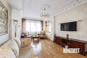 3-к квартира, вторичка, 111м2, 4/9 этаж