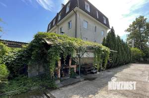2-к квартира, вторичка, 57м2, 1/3 этаж