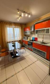 3-к квартира, вторичка, 63м2, 9/10 этаж