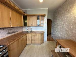 3-к квартира, вторичка, 63м2, 6/9 этаж