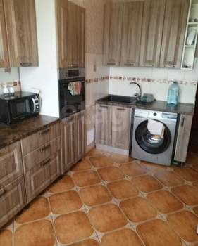 3-к квартира, вторичка, 63м2, 8/9 этаж