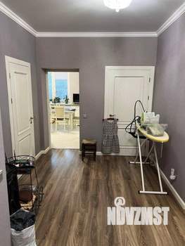 3-к квартира, вторичка, 101м2, 3/5 этаж