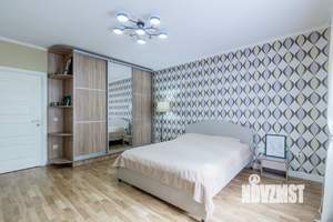 2-к квартира, вторичка, 73м2, 1/4 этаж