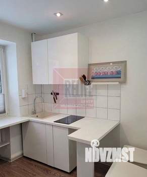 2-к квартира, вторичка, 42м2, 1/4 этаж