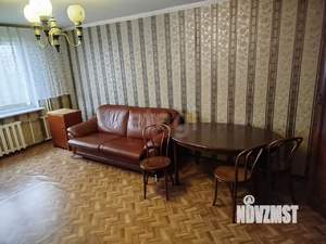 2-к квартира, вторичка, 63м2, 3/6 этаж