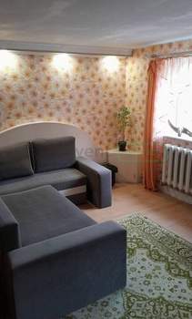 2-к квартира, вторичка, 50м2, 1/2 этаж