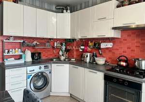 3-к квартира, вторичка, 75м2, 1/9 этаж