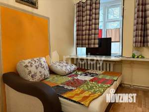 2-к квартира, вторичка, 43м2, 1/4 этаж