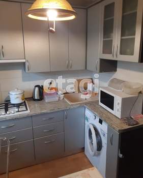 3-к квартира, вторичка, 64м2, 2/10 этаж