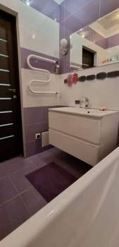 3-к квартира, вторичка, 62м2, 5/9 этаж