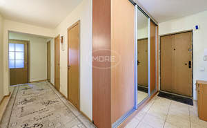 3-к квартира, вторичка, 70м2, 4/10 этаж