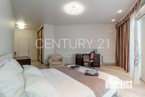 2-к квартира, вторичка, 101м2, 7/9 этаж