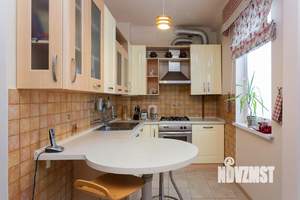 3-к квартира, вторичка, 126м2, 4/5 этаж