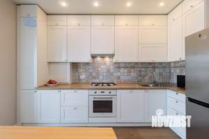 2-к квартира, вторичка, 68м2, 8/9 этаж