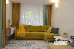 2-к квартира, вторичка, 41м2, 1/4 этаж
