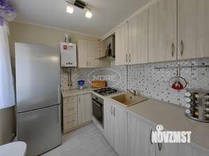 2-к квартира, вторичка, 37м2, 1/4 этаж