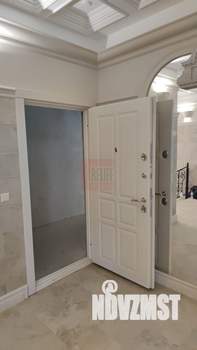 2-к квартира, вторичка, 113м2, 1/4 этаж