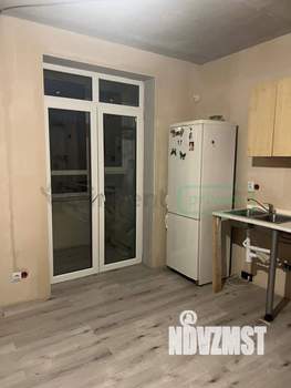 2-к квартира, вторичка, 61м2, 1/4 этаж