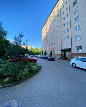 4-к квартира, вторичка, 101м2, 10/10 этаж