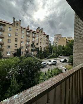 3-к квартира, вторичка, 65м2, 2/5 этаж