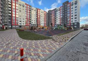 2-к квартира, вторичка, 57м2, 1/10 этаж