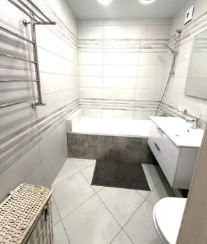 2-к квартира, вторичка, 67м2, 1/11 этаж