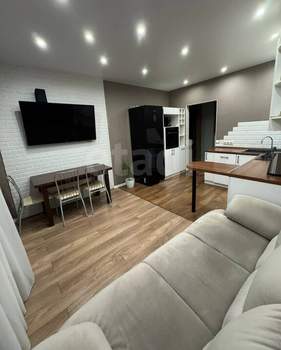 2-к квартира, вторичка, 63м2, 4/10 этаж