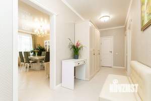 3-к квартира, вторичка, 90м2, 8/9 этаж