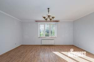 2-к квартира, вторичка, 70м2, 1/7 этаж