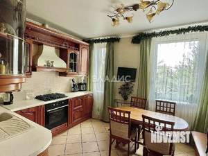 4-к квартира, вторичка, 130м2, 3/3 этаж