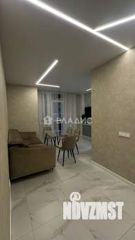 2-к квартира, вторичка, 65м2, 8/10 этаж