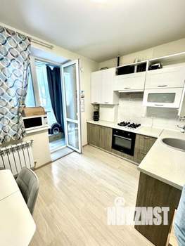 2-к квартира, вторичка, 57м2, 2/10 этаж