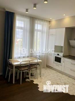 3-к квартира, вторичка, 102м2, 4/7 этаж