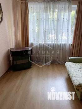 2-к квартира, вторичка, 40м2, 1/5 этаж