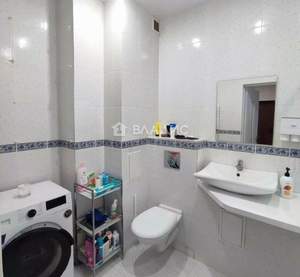 2-к квартира, вторичка, 63м2, 8/9 этаж