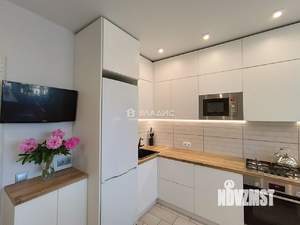 2-к квартира, вторичка, 54м2, 1/5 этаж
