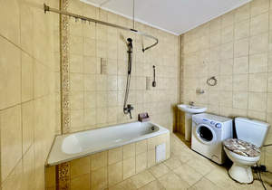 3-к квартира, вторичка, 102м2, 2/4 этаж
