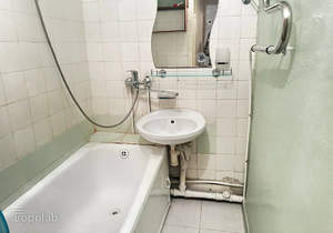 3-к квартира, вторичка, 63м2, 4/5 этаж